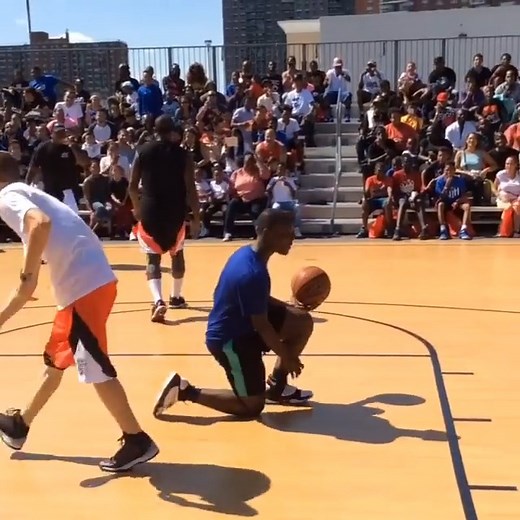 12K views · 210 reactions | Intense ankle breaker! 藍 . . . . . #bonecollector #street #basketballcoach #basketballneverstops #basketballtraining #basketballmoves #Coaching #anklebreaker #basketballgame #QuickTip #God1st #bball #quicktips #anklebreak #signaturemove #basketballislife #basketballtime #streetbasketball #streetstyle #basketballplayer #anklebreakers #nbaplayer #nbaplayers #1v1Basketball #basketballshoes #basketballcamp #coach | Bone Collector | Facebook