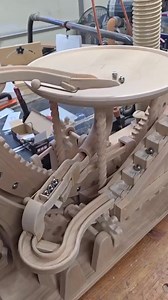 All types of Motion in one Vedio . Translatory ( Rectilinear & Curvilinear ), Rotatory & Vibratory . | Physics is Fun 2