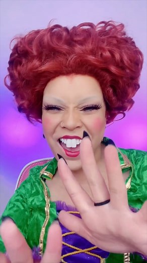 Winifred Sanderson 🧙‍♀️🧹💚💜 #HocusPocus #hocuspocusmovie #abracadabra #hocuspocusmakeup #disneymakeup #winifredsanderson #winifredsandersonmakeup | Gera Beauty Lover