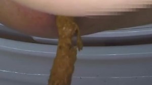 Japanese girl long poop