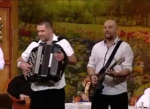 Goci Bend-Dolazila kažu mala.... | Narodna Muzika