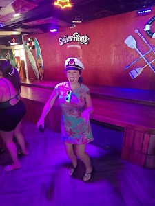 Our goal at Señor Frogs in Nassau, Bahamas was to find a Wet T-shirt Contest, and I was going to try to participate (first time) against the college girls here on Spring Break. (I’m 39). Well, there was no wet T-shirt contest, BUT the music/entertainment host liked my dancing to No Scrubs and called me on stage to sing and dance alone! Everyone loved it! It was so fun! #successful | Kirsten Crame