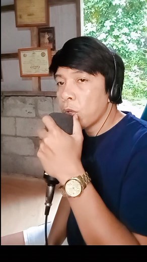 Hindi ako iiyak. By: The flippers #followers | Arsenio Camacho