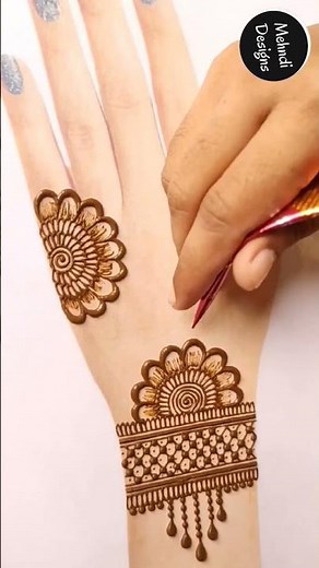 latest mehndi design 2024/Simple easy back hand mehndi design/chain style mehndi/#mehndishort