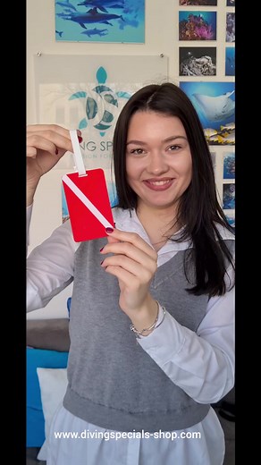 Probably the coolest luggage Tag for divers 🔥 found on https://divingspecials-shop.com/products/scuba-luggage-tags-silicone #diver #scubadiving #divingspecials | Diving Specials