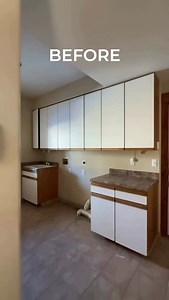 This laundry room transformation is everything! 🎥: @hutchdesignbuild #laundryroom #laundryroommakeover #laundryroomgoals #greencabinets | Fabuwood Cabinetry