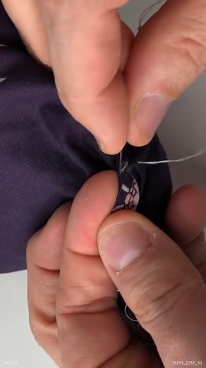 Sewing an Invisible Ladder Stitch #ladderstitch #ladderstitching #sewing #sewingtutorial | Mx Domestic