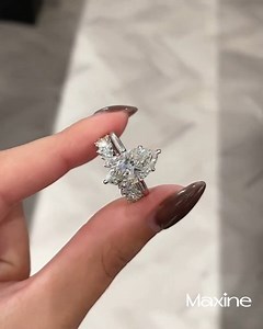 2.2K views · 3 comments | Maxine Special Marquise Cut Wedding Set ➡️ Buy it here: https://is.gd/xsKCjy #maxiejewelry #ringset #weddingringset #marquisecutring | Maxine Jewelry | Facebook