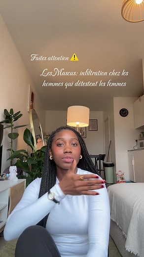 Attention aux dangers en ligne pour les femmes
