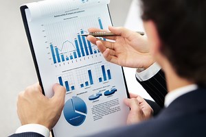 Moving Average Crossover Alert: Glatfelter (GLT)