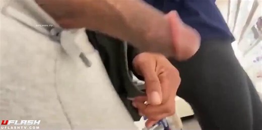 RT @uflash_official: Secretly flashed my dick to this hot MILF at the supermarket She noticed me right away… but did nothing. Just kept st…