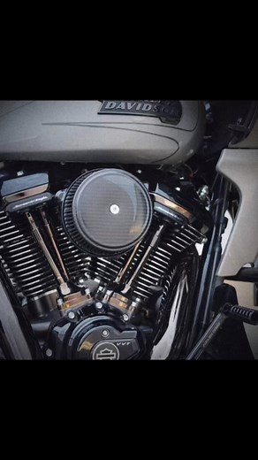 #harleydavidson #custombike #bikers #stage1 #bagger #bikelife #instamoto #harleyporn #harley #instamotogallery #performanceroadglide #arlennessmotorcycles #bigsucker #newproducts #ironicecustom | Iron-Ice Custom