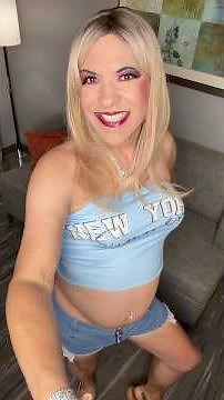 Gorgeous Crossdresser Smile and Beautiful Outfit