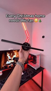 2.5K views · 9.2K reactions | This is so cool 朗… #christmas #christmasishere #christmas2025 #christmasgift #xmas | MyHolo Screen | Facebook