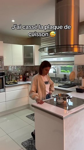 J’ai cassé la plaque de cuisson 😅