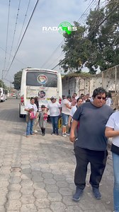 5.7K views · 49 reactions | ¡EL ACARREO PARA “VESTIR” EVENTO DE NAHLE EN YANGA! Adultos mayores, principalmente, y grupos de mujeres están siendo “acarreados” de Córdoba y Amatlán de los Reyes, al evento que esta mañana tendrá Rocío Nahle, Candidata a Gobernadora de #Morena, en #Yanga. | Radar es Noticia | Facebook