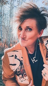 26 reactions | Where has this blazer been all my life!? • #buckarooboutique #buckarooboutiquenevada #cowboyblazer #nfrfashion #westernblazer | Buckaroo Boutique | Facebook