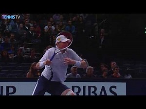 Isner Delivers 'Thunderbolt' Forehand Past Cilic