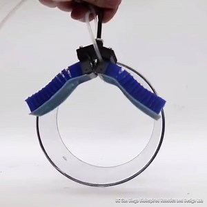 678K views · 2.5K reactions | These soft robotic grippers can pick up virtually every type of object.. | Interesting Engineering | Facebook