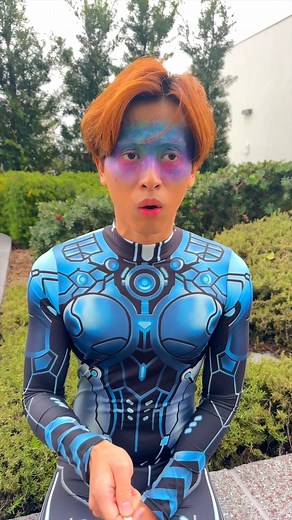 alien tries to fit in with humans 👽 | Alan Chikin Chow