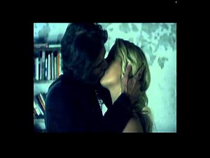 Britney Spears - Criminal (Lyrics)