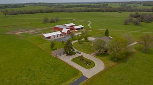 CATTLE RANCH & FARM WITH HOME FOR SALE IN CEDAR COUNTY, MO
