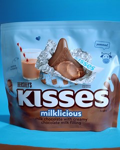 The KISS you never dared to dream. | HERSHEY'S