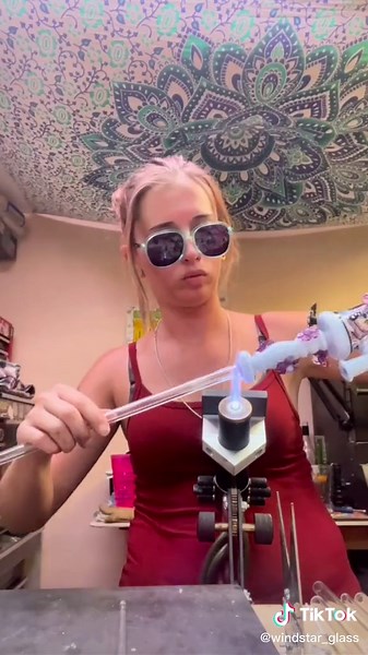 Finishing moves!! #windstarglass #glassart #glassartistsoftiktok #glasstech