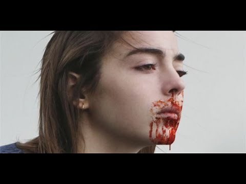 Crítica 'Raw'- Filme "da Netflix" que fez pessoas DESMAIAREM