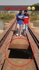 2.8K views | Phone Ko Banao Transparent #trending #viral #reels #tech #technology #transparent #yitake #trick | Technewztop.com | Facebook