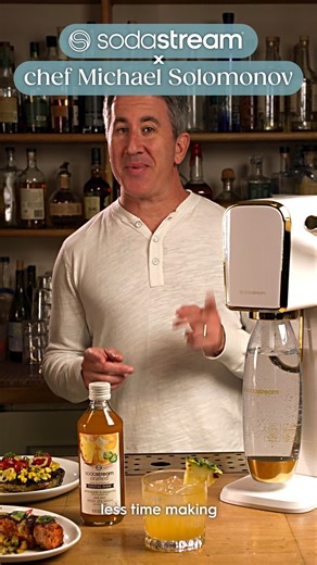 Welcome back! Now it’s time for the main event. @mikesolomonov and @sodastream will create a mouthwatering salmon dish, perfectly complemented by a refreshing Pineapple Jalapeno mocktail made with SodaStream Crafted™ non-alcoholic Cocktail Mixers. | SodaStream USA