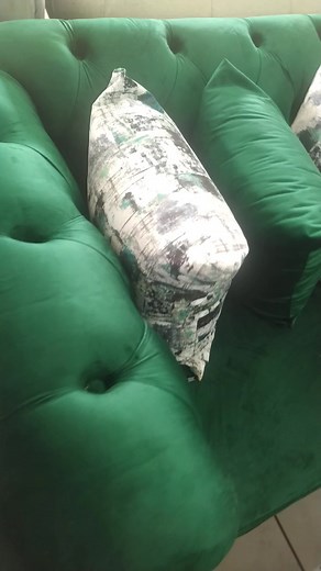 Beautiful couch 👌💚💚💚 #reelsviralシfb #reelsfyp | Pretty Linen