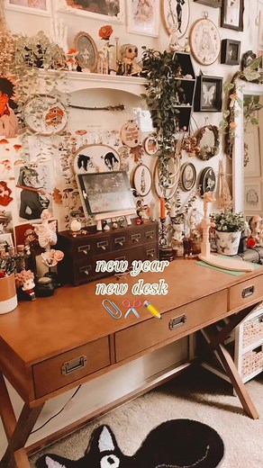 Cottagecore Desk Setup and Decor Ideas for a Fresh Start