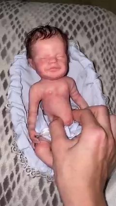 Poor baby! 😭 | Evan Tan