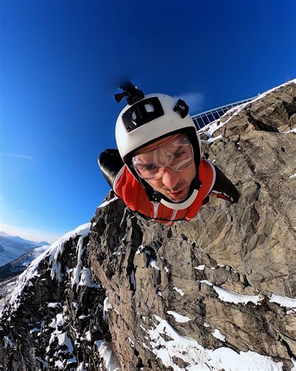 17K views · 208 reactions | #GoProAwards has $200,000 up for grabs through April + the #GoProSnow Challenge is back ❄️ We're searching for anything snow, shot on any #GoPro. Submit your winter photos, raw clips, or video edits to the "#GoProSnow Challenge" via the Quik App or at GoPro.com/Awards. Social features earn up to $1,000 each. #ProTip: GoPro Subscribers earn 2x the payout on awarded content  | GoPro | Facebook