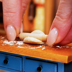 750K views · 1K reactions | Fascinating miniature cooking in a tiny kitchen! | 5-Minute Crafts Family | Facebook