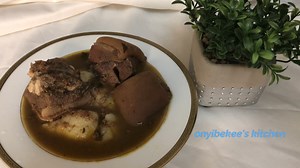 Delicious Nigerian Delicacy. Goat meat Pepper soup With Agidi/Cornpaste Pudding | Tales By Onyinye