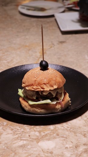 Craving something bold, juicy, and absolutely worth the mid-week treat? Our signature burger is here to steal the spotlight; stacked, loaded, and crafted to satisfy every bite. Your perfect comfort moment is waiting at PrideInn Azure. . . . . Call 0709 532 000 for reservations. Email; callcentre@prideinn.co.ke . . . #prideinn #prideinnazure #feeltheprideinntouch #burgerlove #foodieskenya #tasteofkenya | PrideInn Azure Hotel