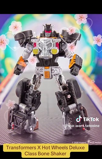 Transformers X Hot Wheels: Deluxe Class Bone Shaker