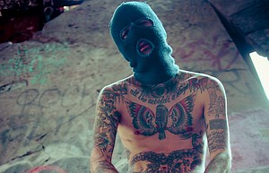 Craig Owens opens up about time in music industry in new badXchannels song—listen