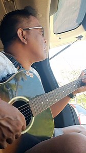 2.2K reactions · 33 shares | Menghibur tukang makan siang.. Satu lagu iwan fals..."SERDADU" Moga bisa dipelajari..bestie OI #petikangitar | Dpatra Architec | Facebook