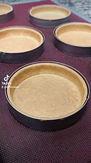 2.3K views · 97 reactions | Tarte framboise ✨ Confé framboise , crème d'amande citron vert  , ganache montée citron noix de coco ✌️ . ... #patisserie #paris #bekkarredouane #france #canada #gourmet #glamour #glace #love #chocolate_molds #framboises | Redouane pâtisserie | Facebook