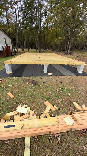 Just put the weed berrier down stay tune for the build dsdeckdoorscarpentry@hotmail.com #buildbetterbuilders #blockbyblock #blockbyblockflowerpots | David Carter