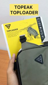 TBP-TL1G TOPEAK TOPLOADER (0.75L) - GREEN The perfect travel mate for any journey. If you’re a bikepacker, you won’t want to miss this. TopLoader is a large capacity top tube mounted bag giving bikepackers quick and easy access to energy bars, phone, wallet, tools or any small essential gear they need close at hand. Retail price : RM 150.00 #ginhuatcycle #topeakbrand #topeakproduct #MTB #roadbike #malaysia | GIN HUAT CYCLE