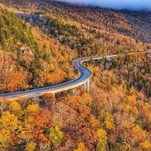 It's time for leaf peepin'! 👀 Learn where to find beautiful Fall color in the NC Smokies. 🍁 | Visit Smokies