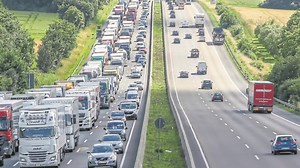 A7 als Autobahn des Grauens: Blick auf Baustellen, Sperrungen, Staus