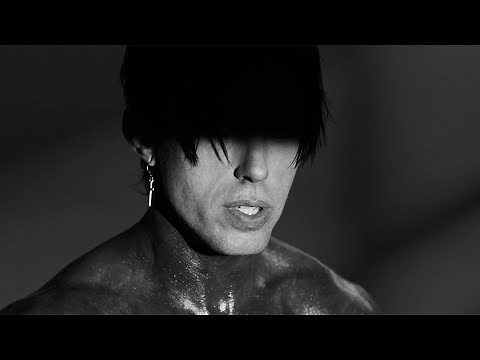 Falling In Reverse - "God Is A Weapon (feat. Marilyn Manson)"