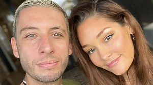 Example splits from model wife after 11 years and two kids together