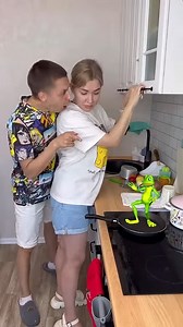 24K views · 226 reactions | Frog  dans demariki | Demariki | Facebook