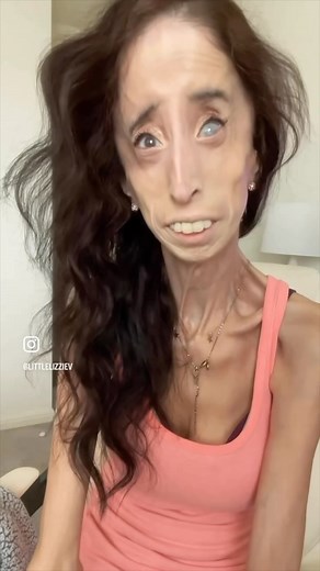 Lizzie Velasquez on Instagram: "😉"